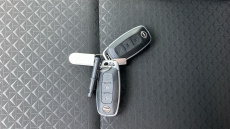 Nissan Juke 1.0 DiG-T N-Connecta 5dr DCT Petrol Hatchback